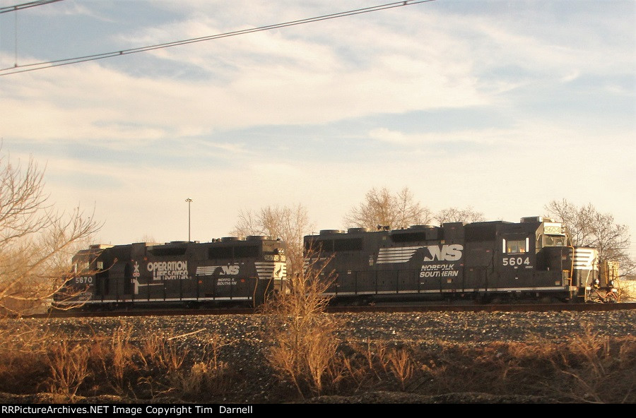 NS 5604, 5670 as yard power here.